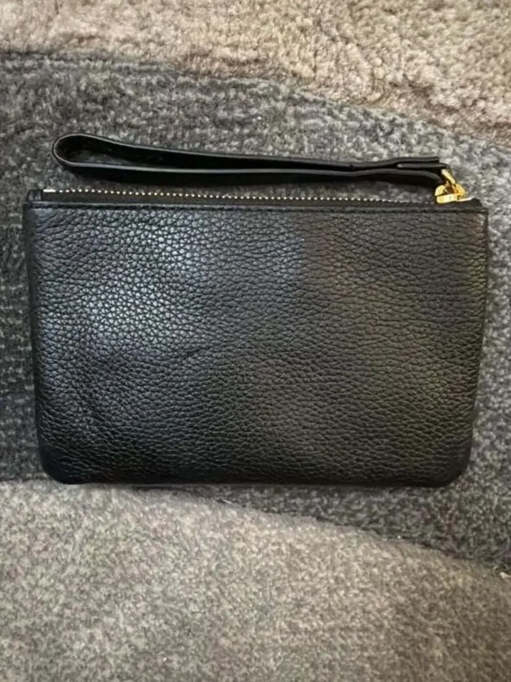 Marc Jacobs Pebbled Leather Wristlet Clutch in Black